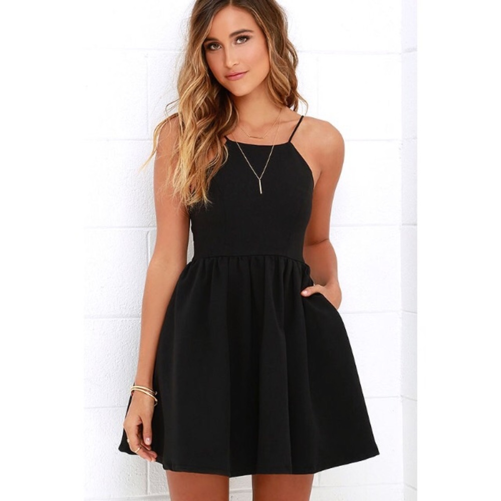 Lulu’s Backless Skater Dress